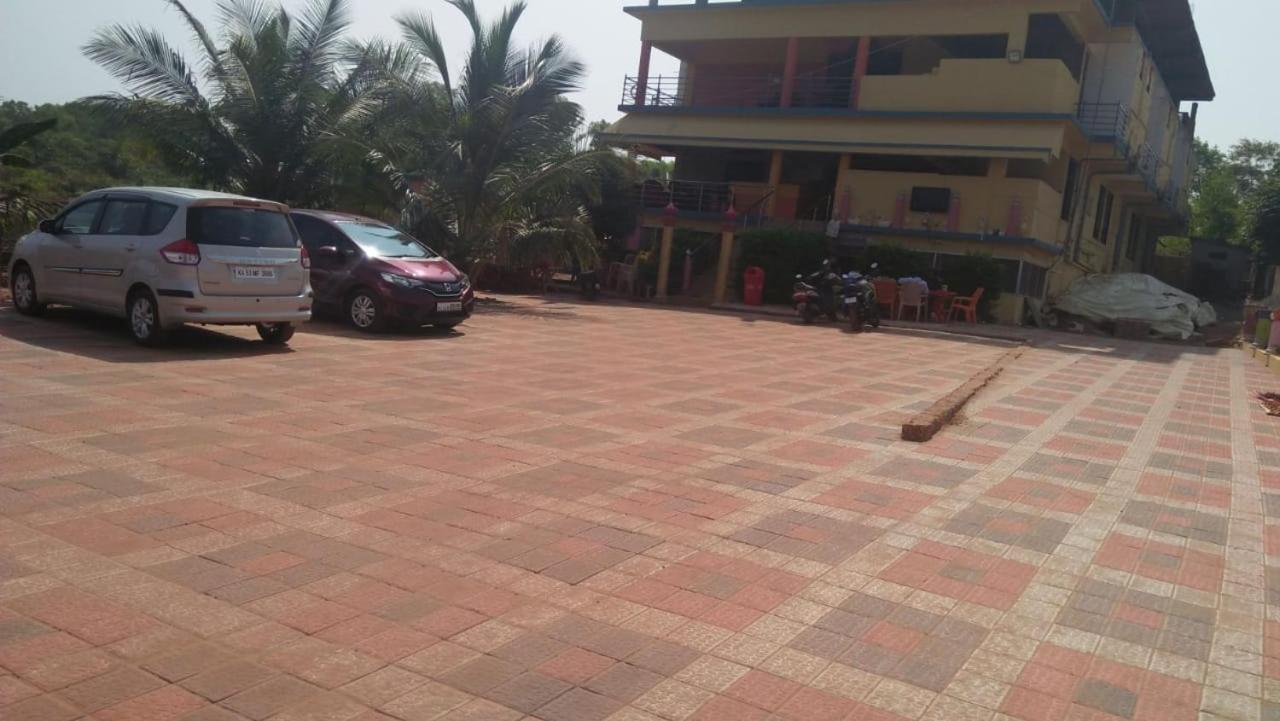 Shanthi Krishna Residency Gokarna  Bagian luar foto